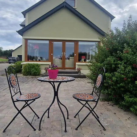 Shandan House 4*